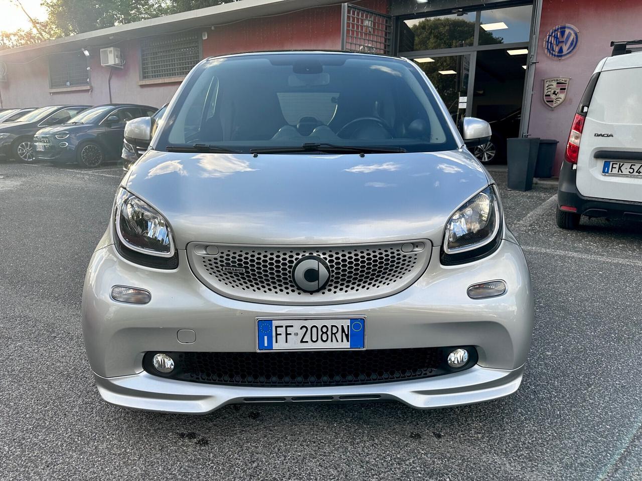 Smart ForTwo BRABUS 0.9 Turbo twinamic Xclusive JBL Permute Uff. Italia