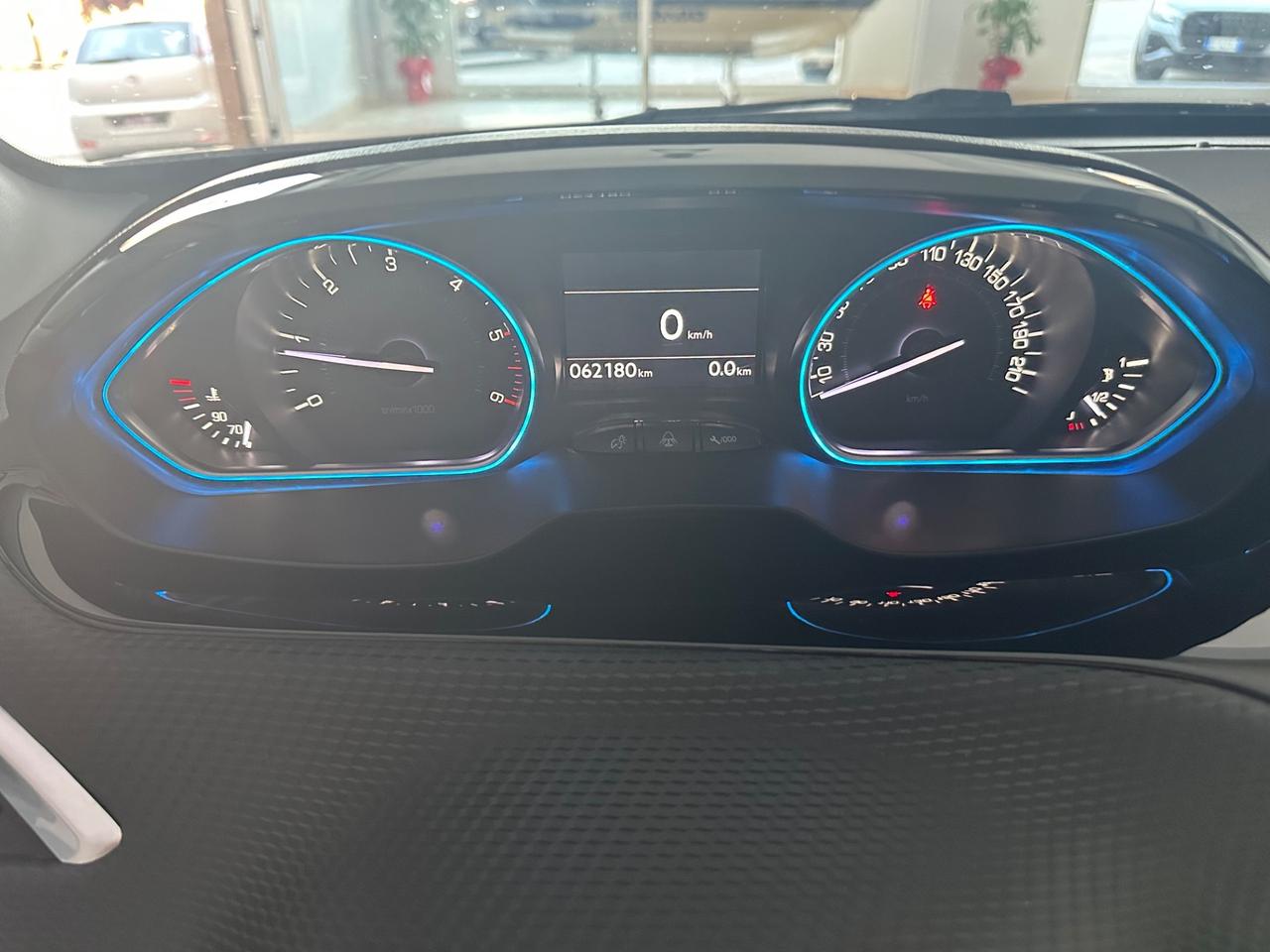 Peugeot 2008 BlueHDi 120 S&S Black Matt