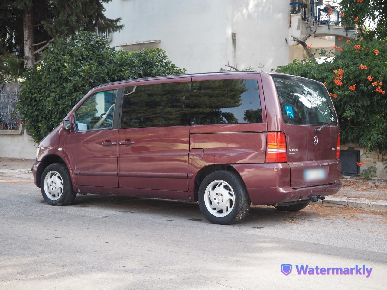 Mercedes-benz V 220 CDI •7 Posti•