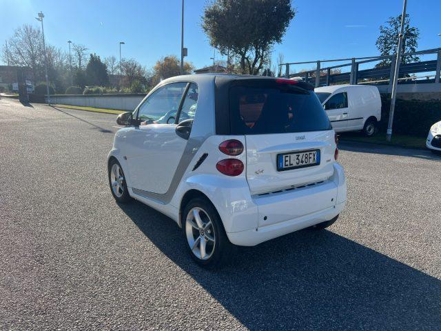 SMART ForTwo 1000 52 kW MHD coupé passion