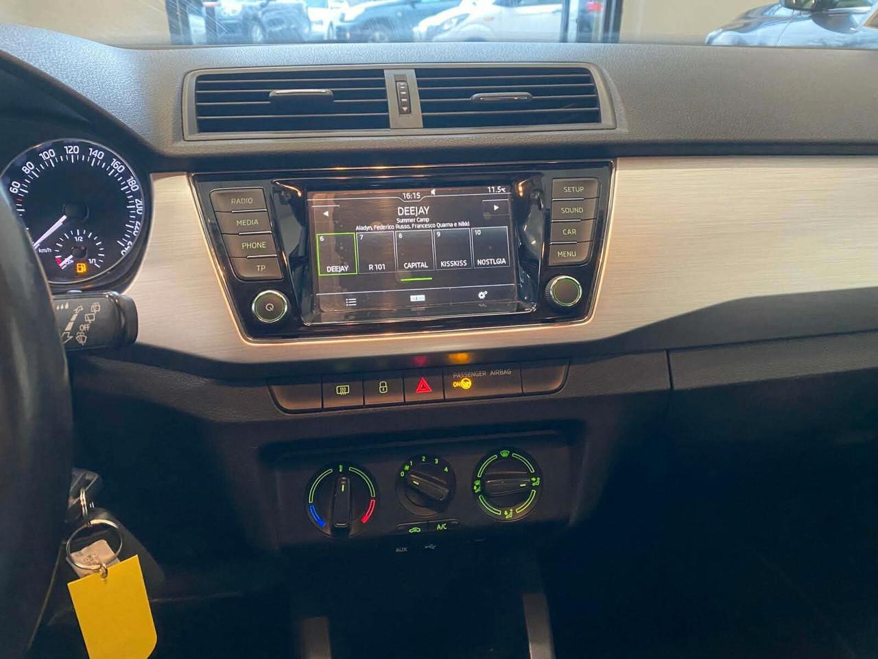 Skoda Fabia 1.4 TDI 75 CV Twin Color Design Edition Argento