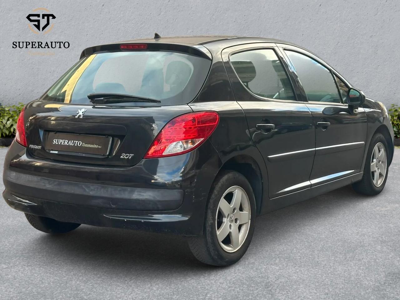 Peugeot 207 1.4 HDi 70CV 5p. Allure