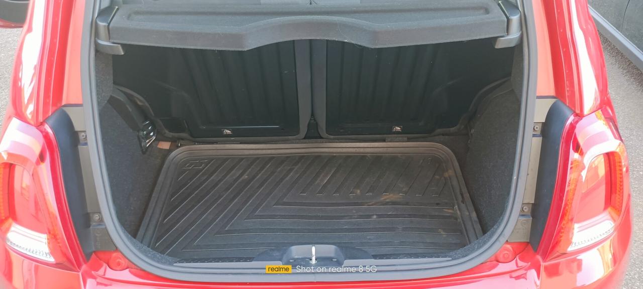 Fiat 500 1.0 Hybrid Red