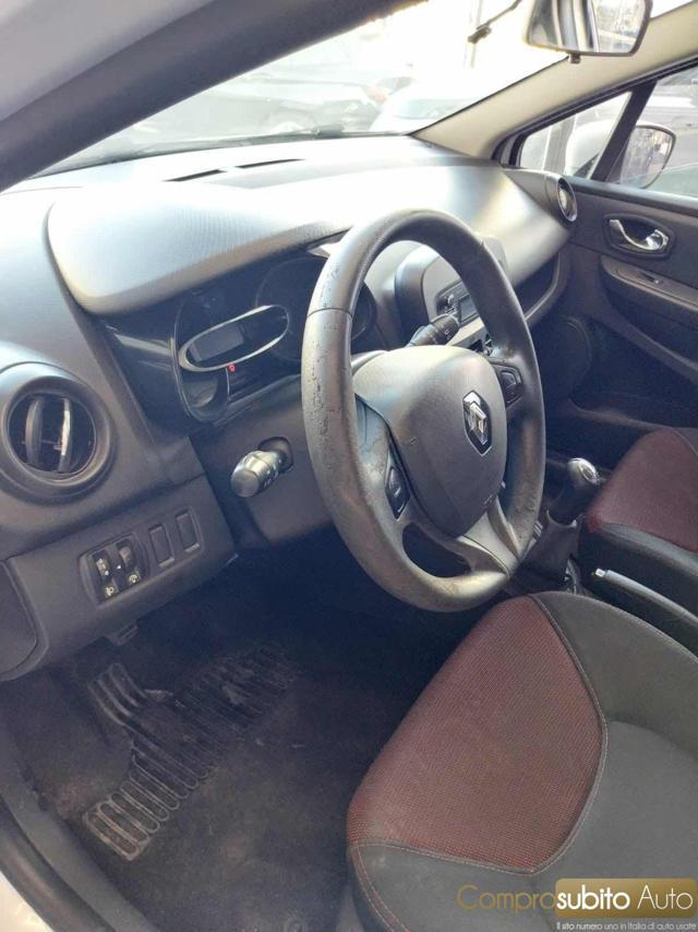 RENAULT Clio 1.5 dCi 8V 90CV (Garanzia 12 Mesi)