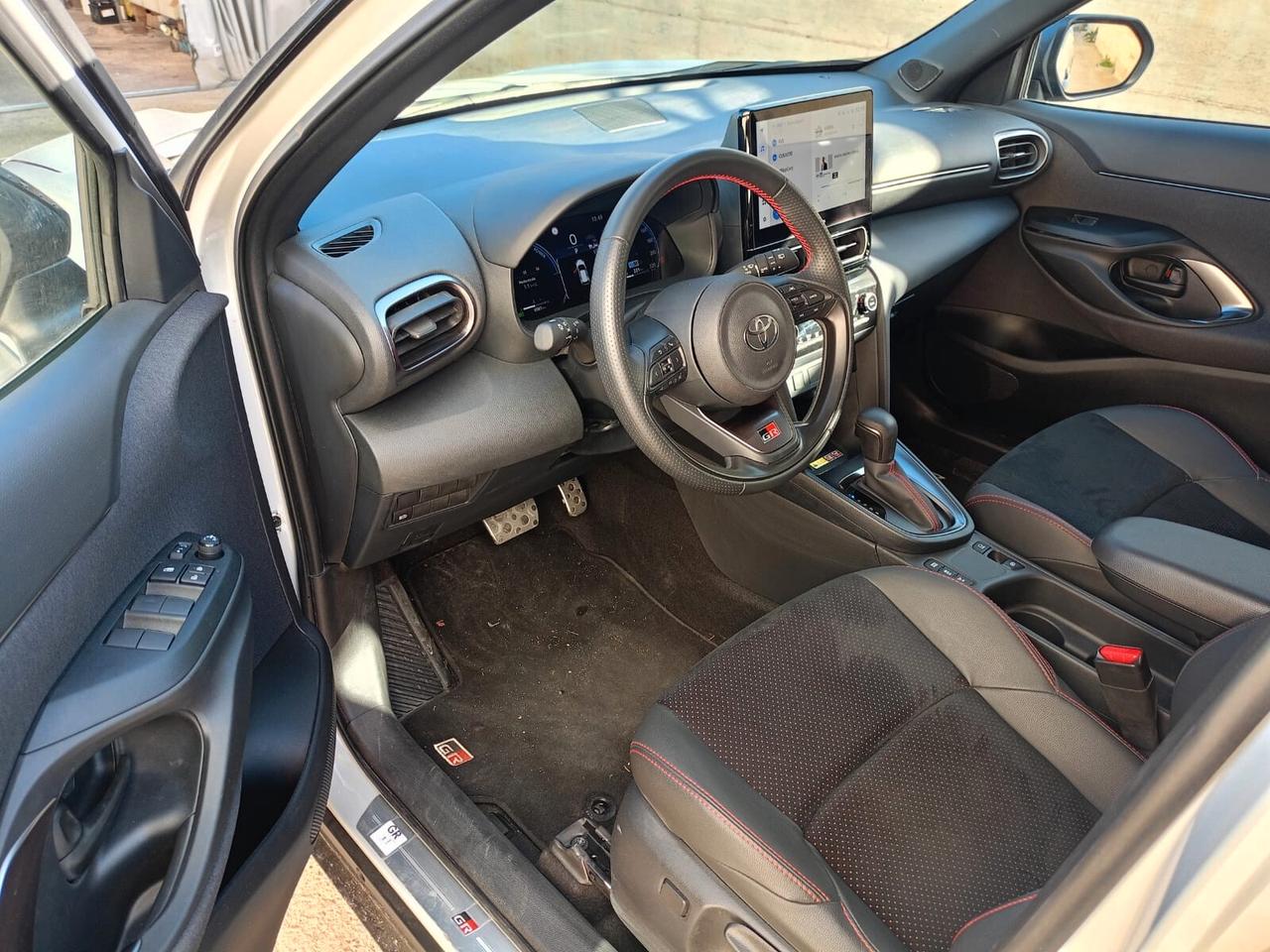 Toyota Yaris 1.5 130 Hybrid 5 porte GR Sport