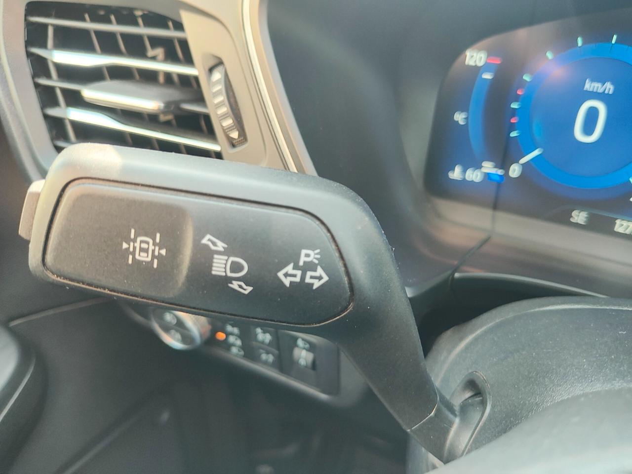 Ford Kuga 1.5 TDCi EcoBlue Titanium automatica