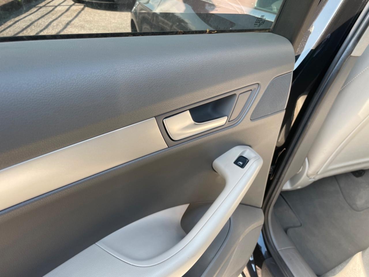 Audi Q5 2.0 TDI 4x4 Cambio Automatico Neopatentati