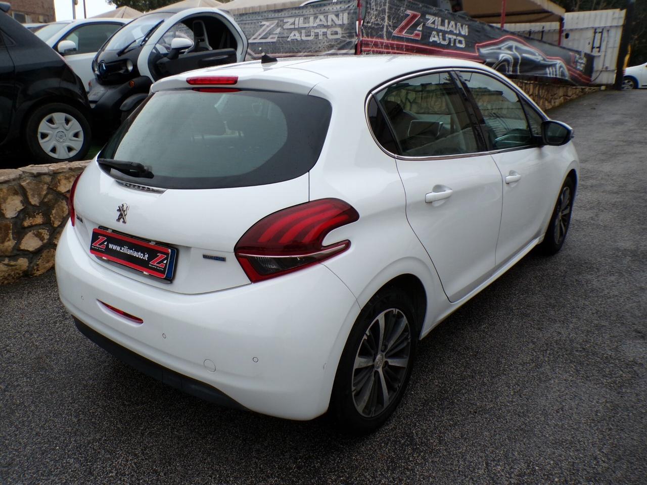 Peugeot 208 1.6 HDi 75 5 porte