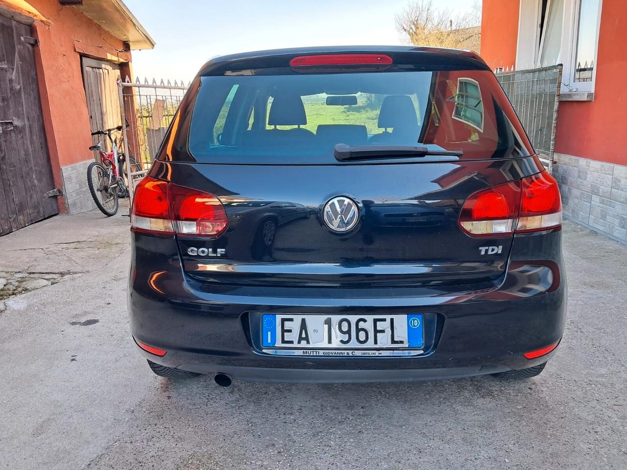 Volkswagen Golf 1.6 TDI DPF 5p. Highline neopatentati