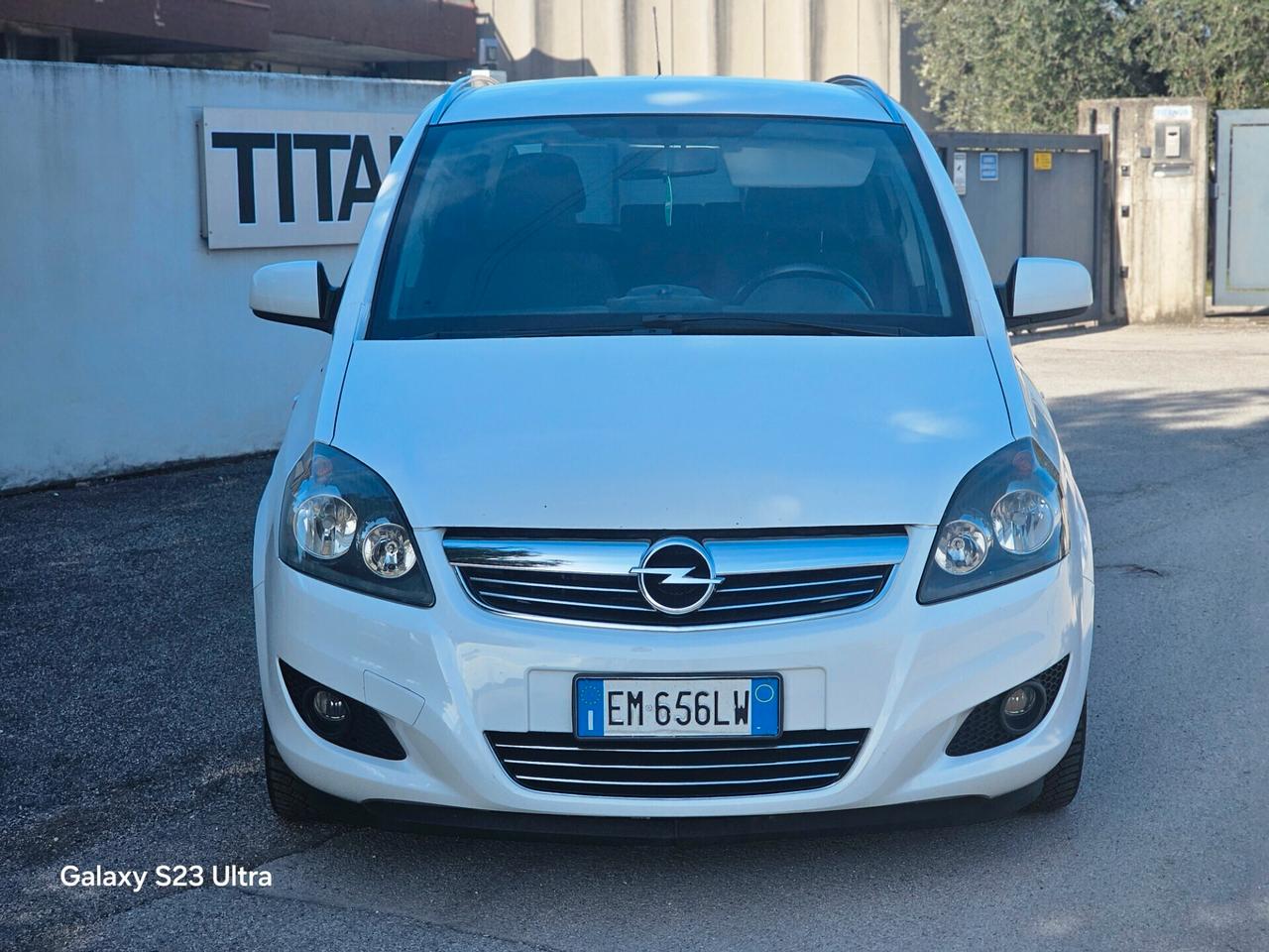 Opel Zafira 1.7 DIESEL CINGHIA FATTA A 245000 ANNO 2012