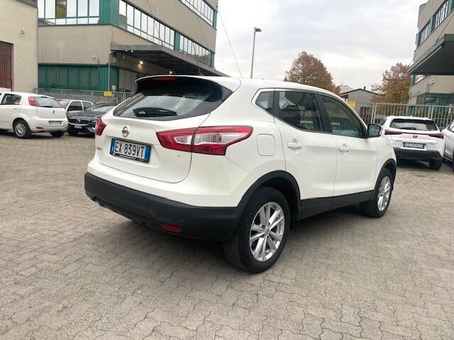 Nissan Qashqai 1.2 DIG-T Acenta