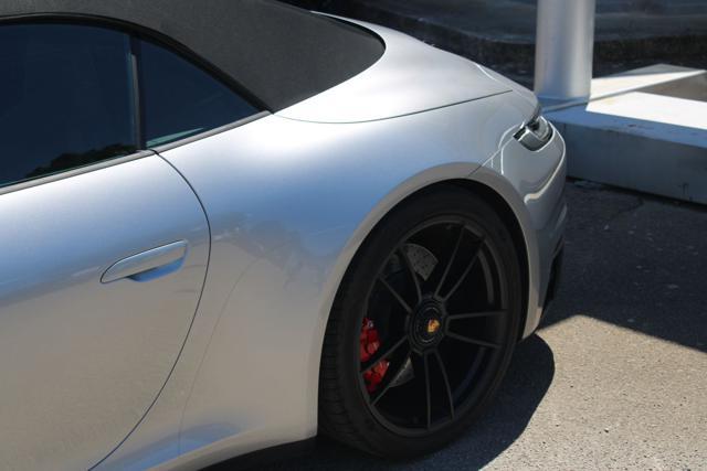 PORSCHE 911 Carrera GTS Cabriolet