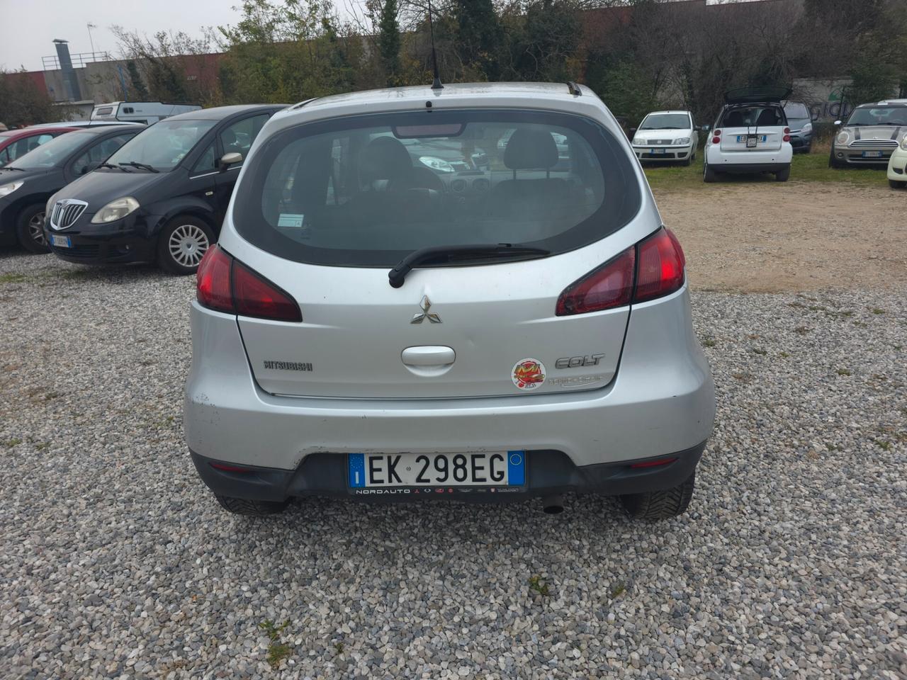 Mitsubishi Colt 1.1 12V 3p. Sound Climatic