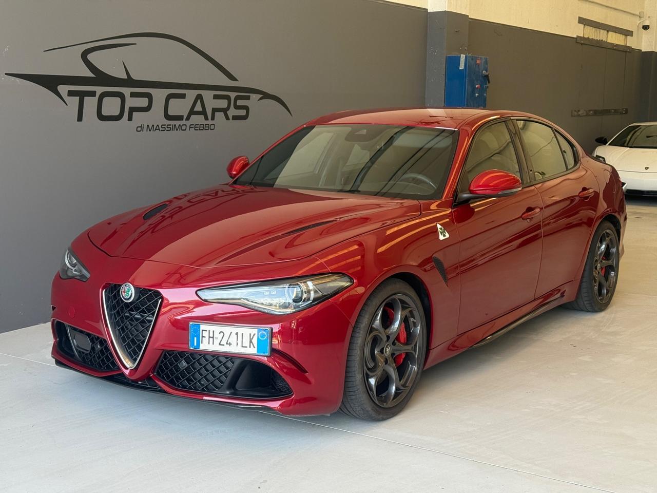 Alfa Romeo Giulia 2.9 V6 Bi-Turbo AT8 Quadrifoglio