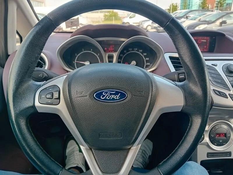 Ford Fiesta 1.2 82 CV 5 porte Titanium