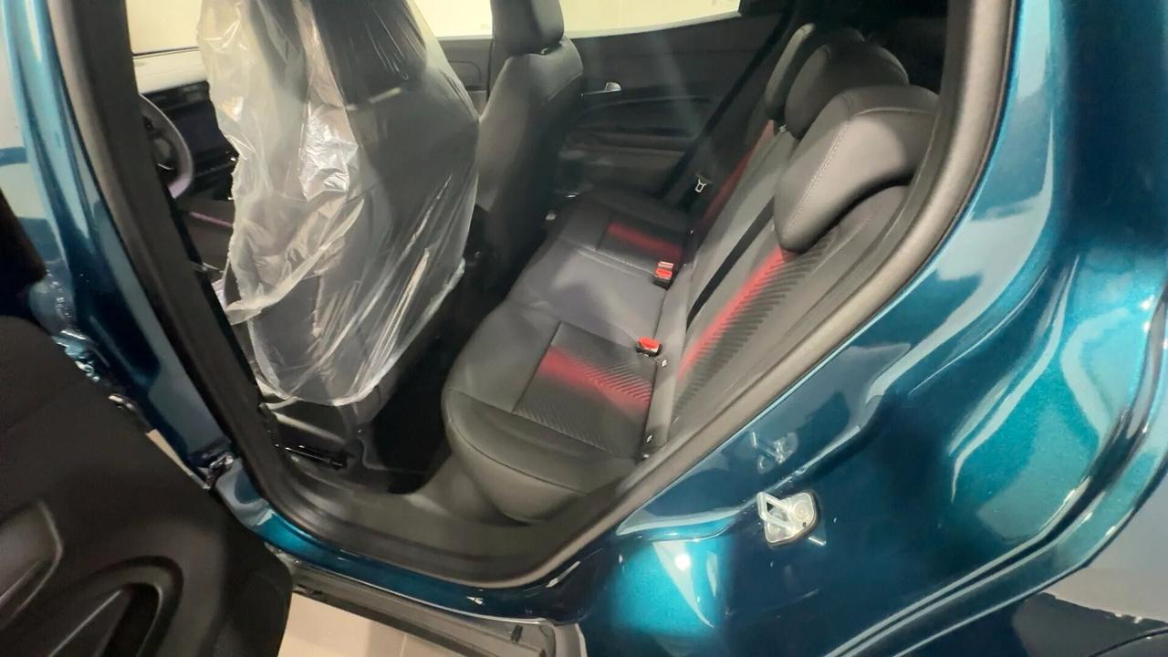 Alfa Romeo Junior 1.2 136 CV Hybrid eDCT6 Speciale KM0