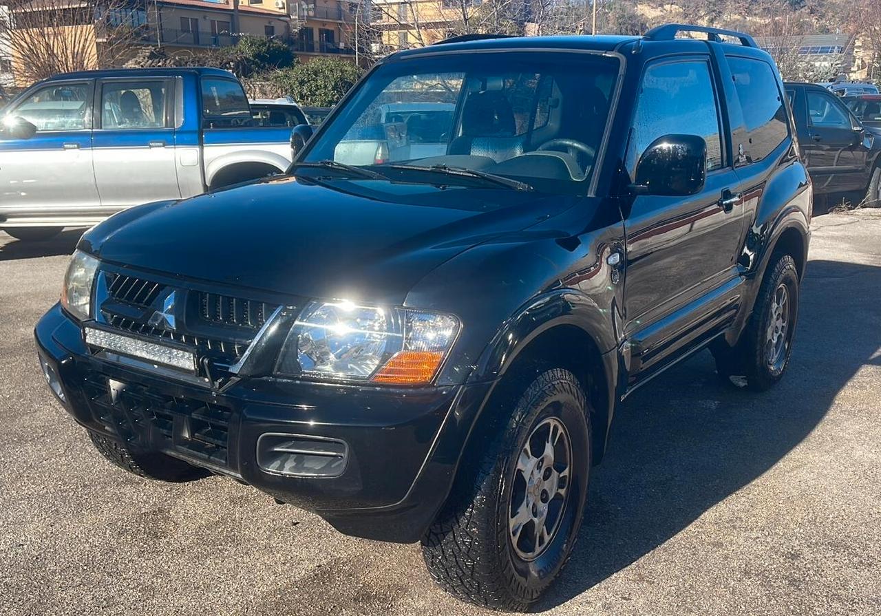 Mitsubishi Pajero 3.2 16V DI-D 3p. GLS