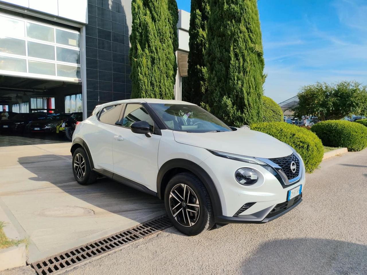 Nissan Juke 1.0 DIG-T 114 CV N-Connecta