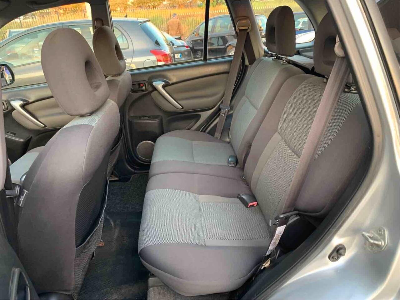 Toyota RAV 4 2.0 Tdi D-4D