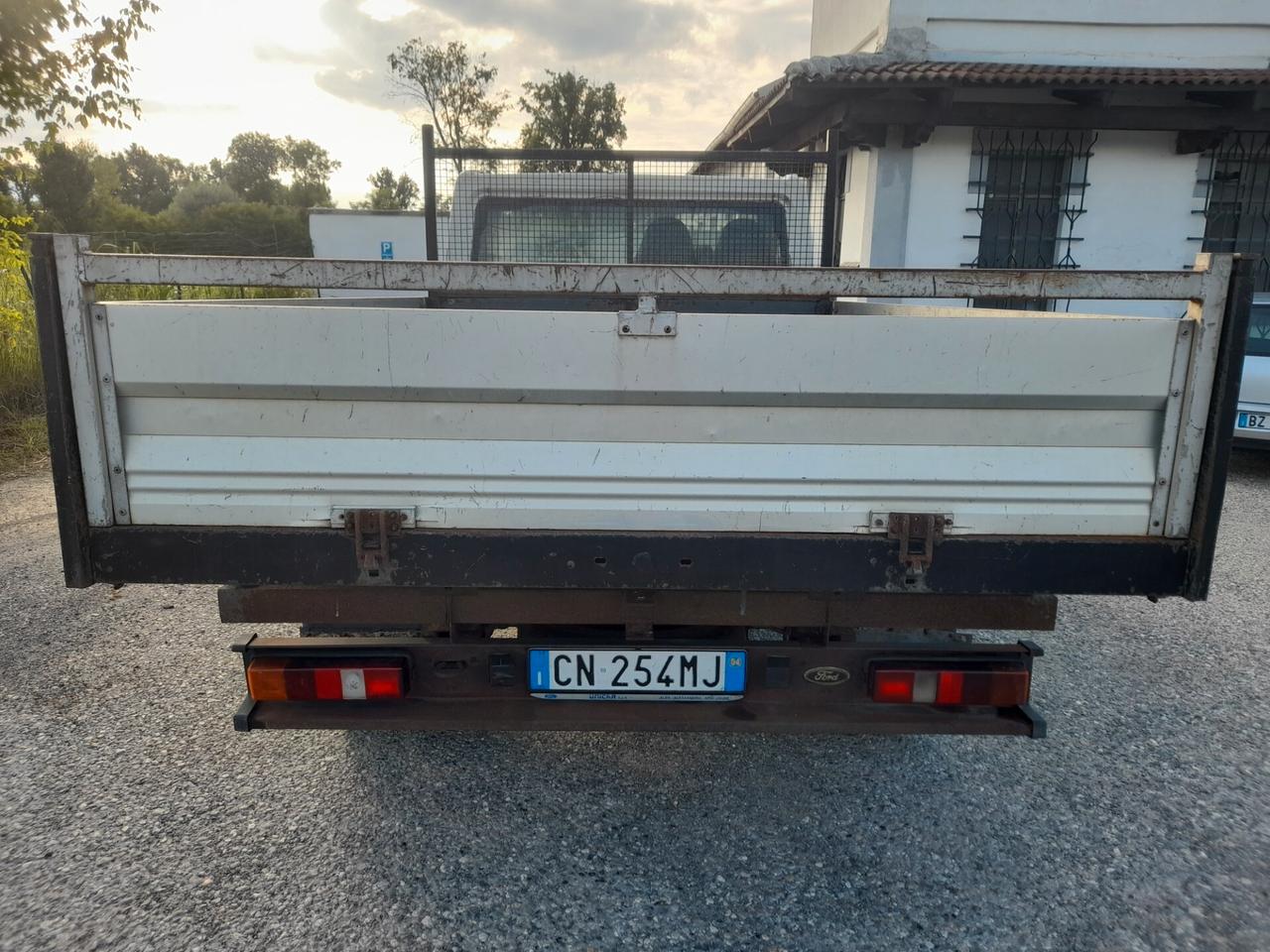FORD TRANSIT RIBALTABILE