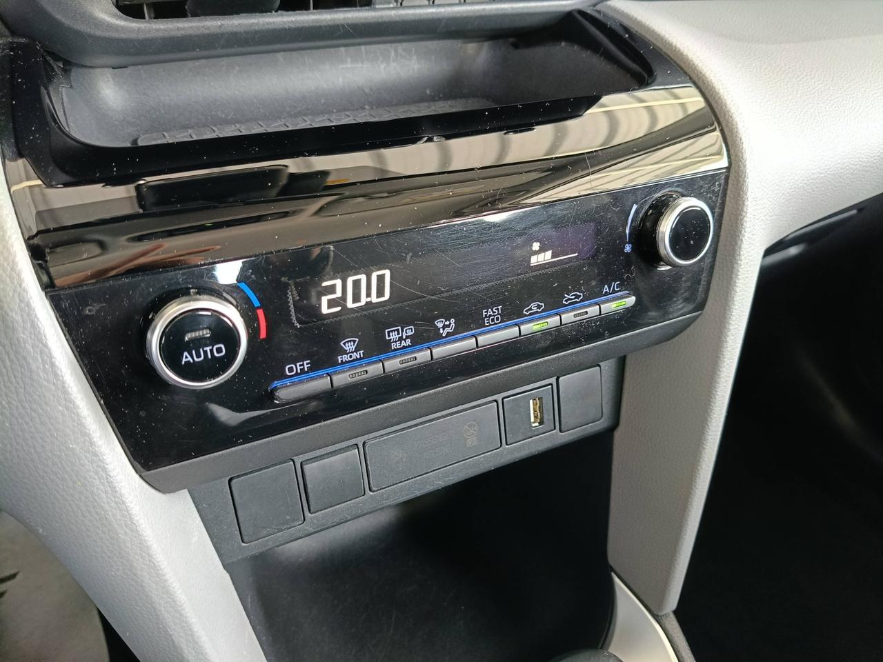 TOYOTA Yaris Cross - Yaris Cross 1.5h Active fwd 116cv e-cvt