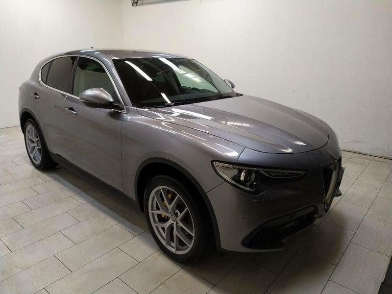 Alfa Romeo Stelvio 2.0 t First Edition Q4 280cv auto