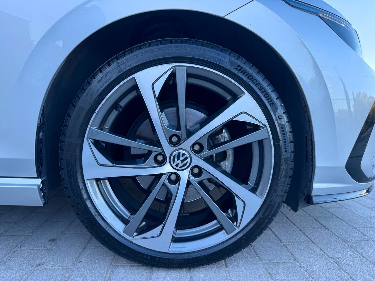 Volkswagen Golf 8 1.0 TSI - NEOPATENTATI - VIRTUAL - PRONTA CONSEGNA