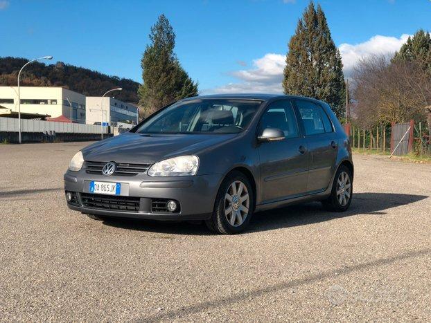Volswagen golf 5. SPORTLINE