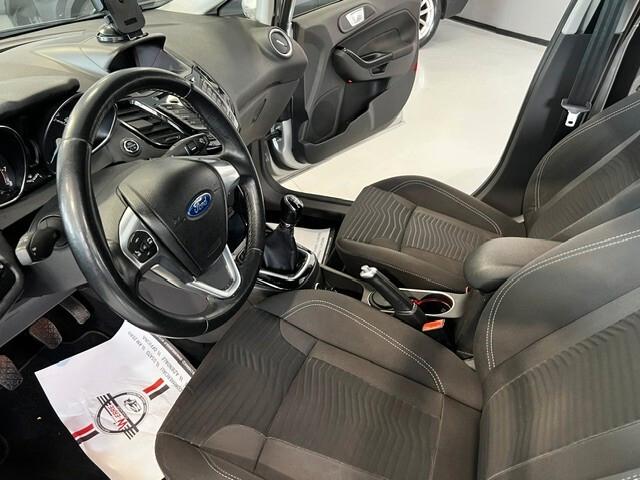 Ford Fiesta 1.4 5p. Bz.- GPL Titanium