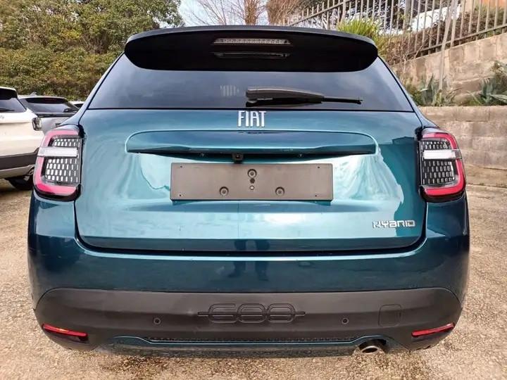 Fiat 600 Hybrid 110 CV DCT MHEV La Prima