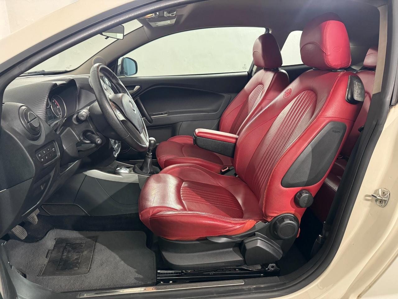 MiTo 1.4 tb Distinctive Premium Pack 155cv EURO5