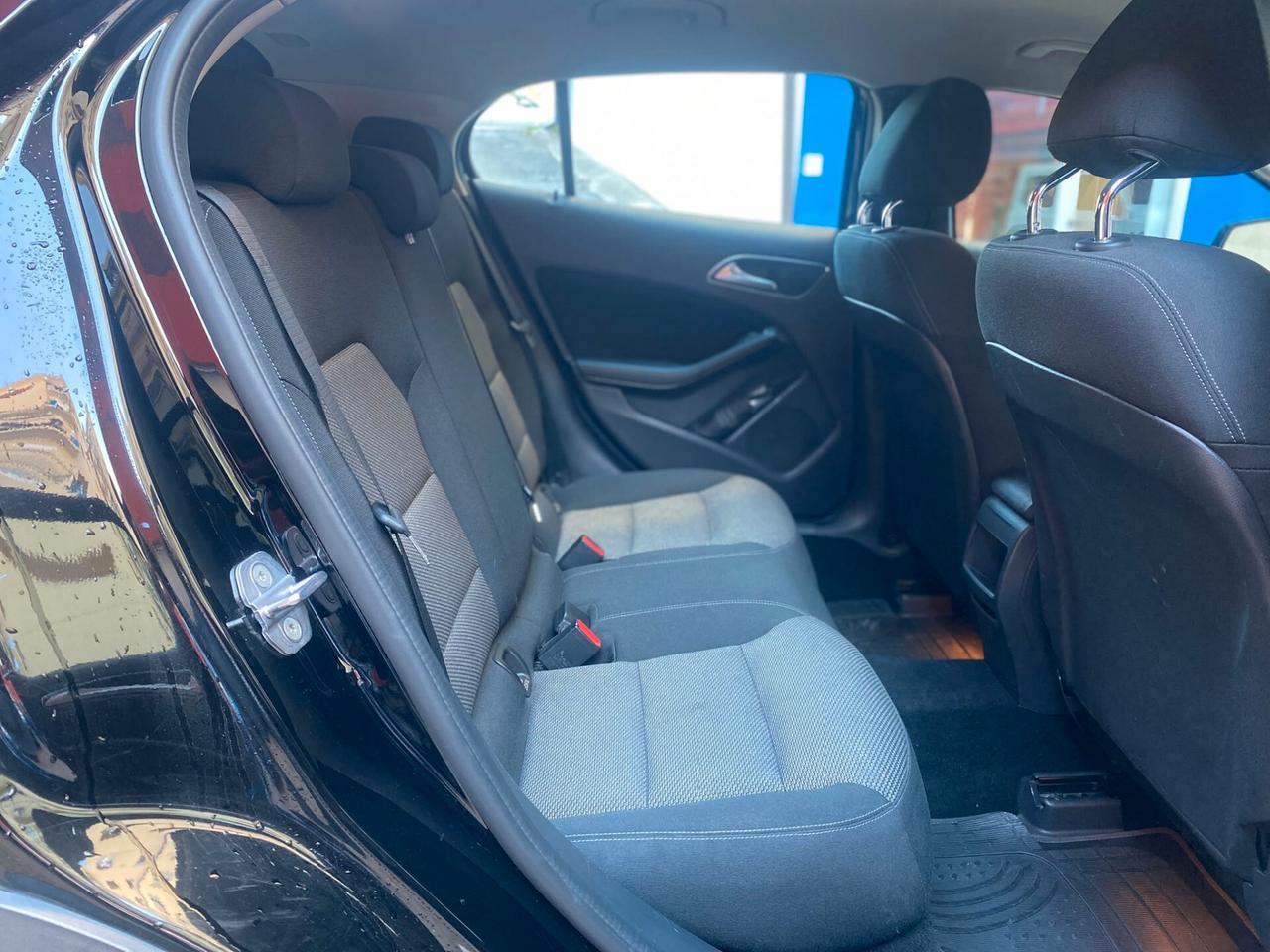 Mercedes-benz GLA 200 d Automatic Premium