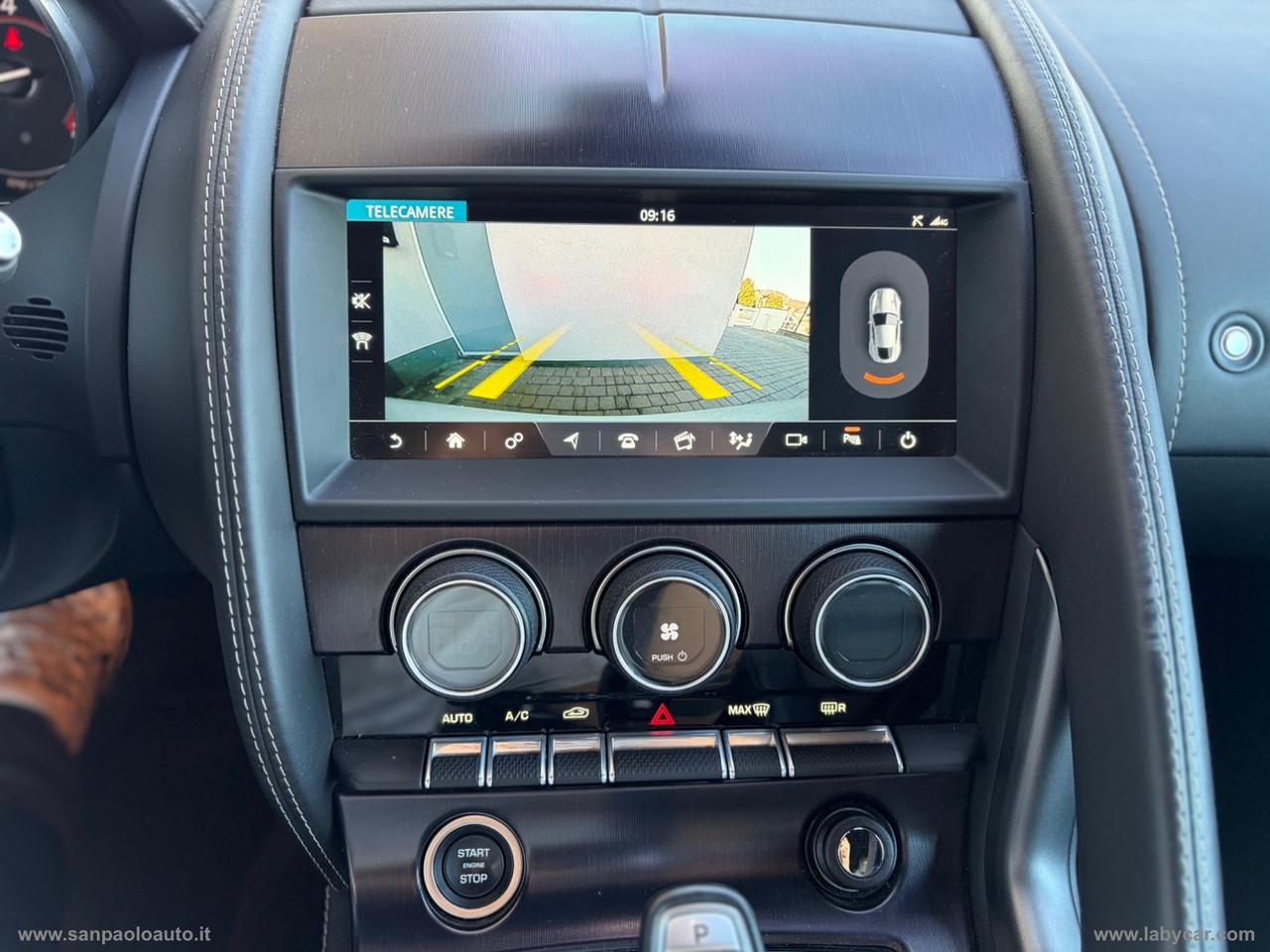 JAGUAR F-Type 2.0 aut. Coupé Chequered Flag