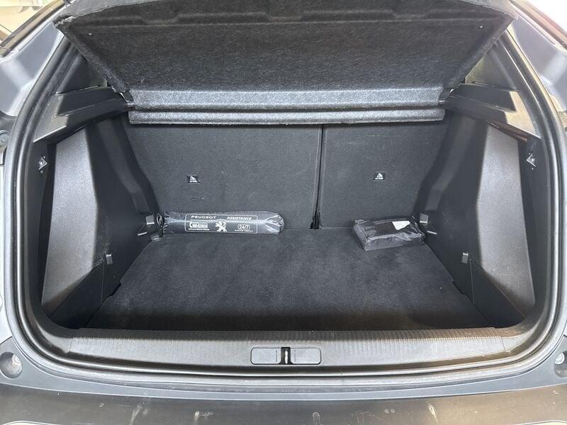 Peugeot 2008 PureTech 100 S&S Allure Pack