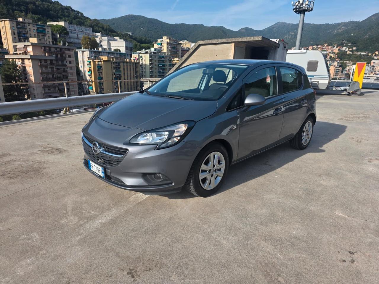 Opel Corsa 1.2 5 porte