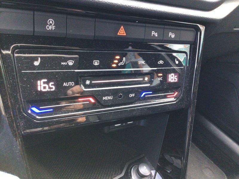Volkswagen T-Roc 1.5 TSI ACT R-Line DSG