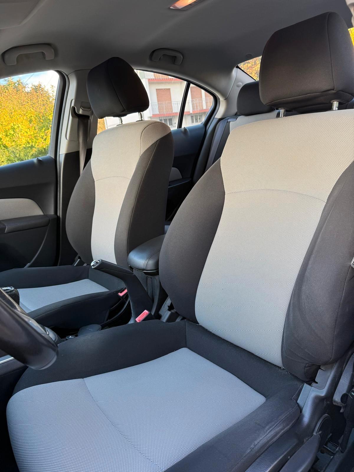 Chevrolet Cruze 1.6 LS