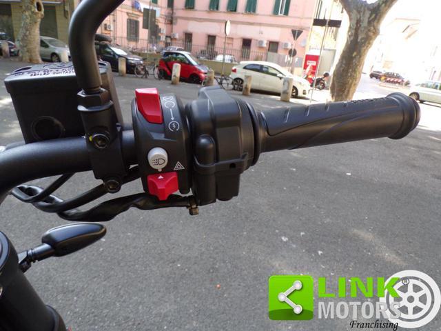 DUCATI Scrambler 800 Icon Dark, Garanzia Ducati fino al 05/2028!