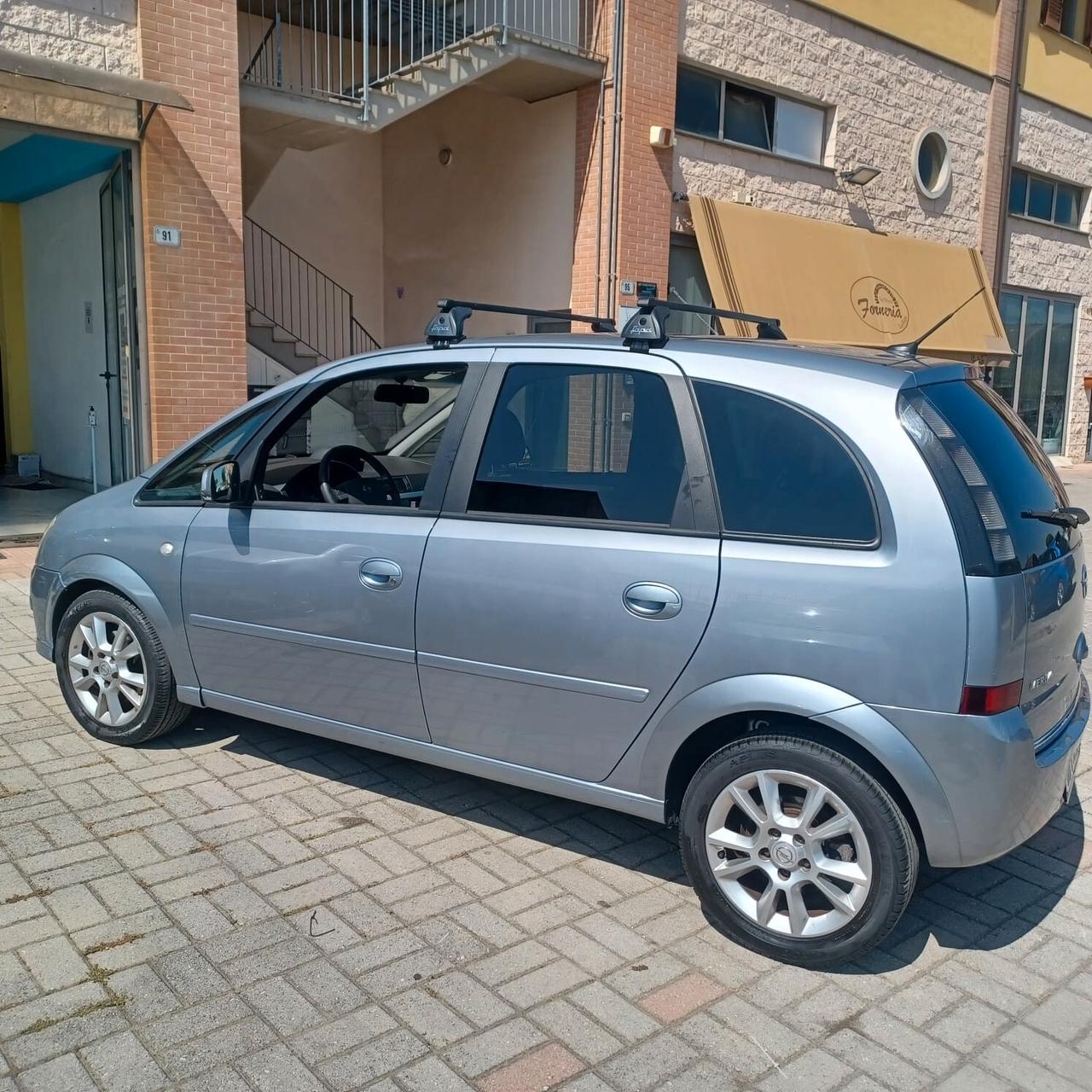ECONOMICA MERIVA 1.7 CDI 177.288 KM