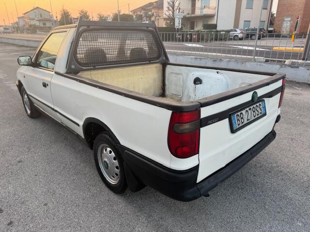 Skoda Pick-up 1.9 D LX Cassonato