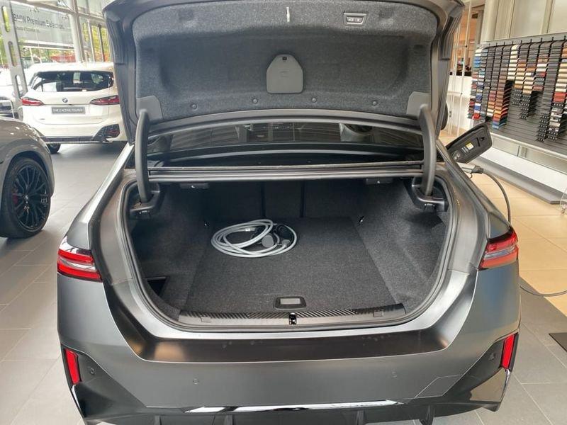 BMW Serie 5 i5 i5 Berlina M60 xDrive M Sport Pro