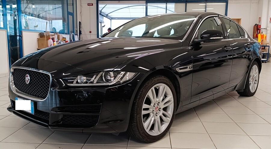 Jaguar XE 2.0 D Turbo 180 CV AWD aut. Prestige