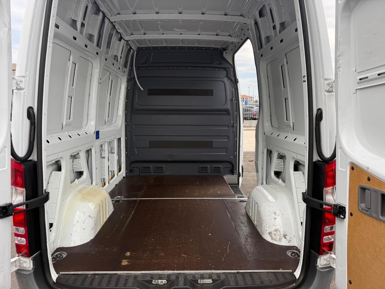 Mercedes Benz Sprinter