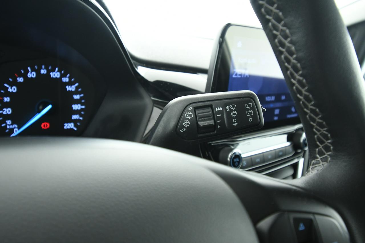 FORD Fiesta 5p 1.0 ecoboost hybrid Titanium s&s 125cv NEOPATENTATI+BLUETOOTH