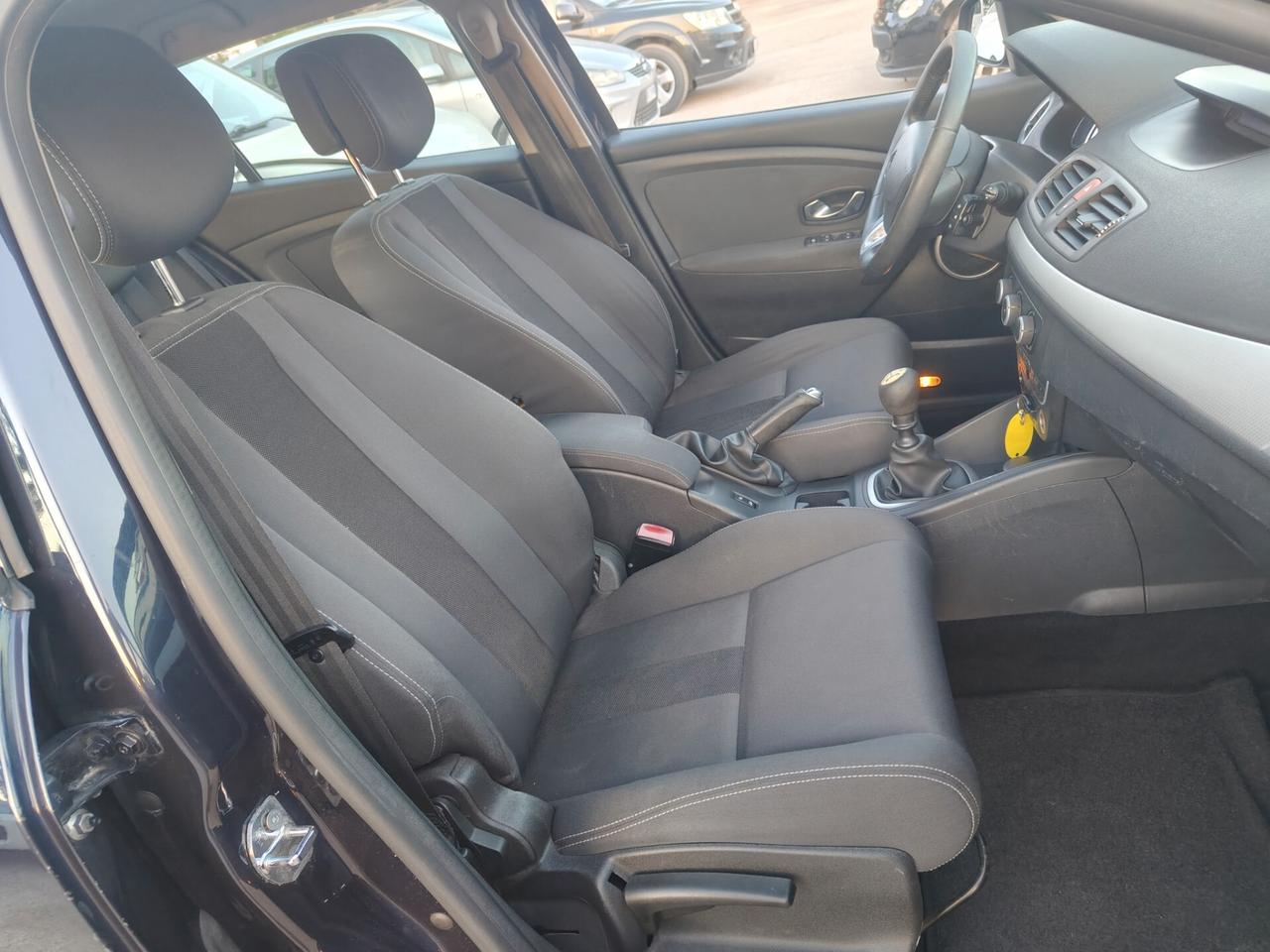 Renault Mégane 1.5 dCi 110CV SporTour 140.000km