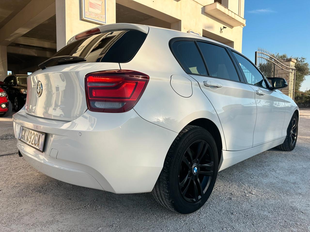 Bmw 114D 95cv 2014 Navi Garantita (Neopatentati)