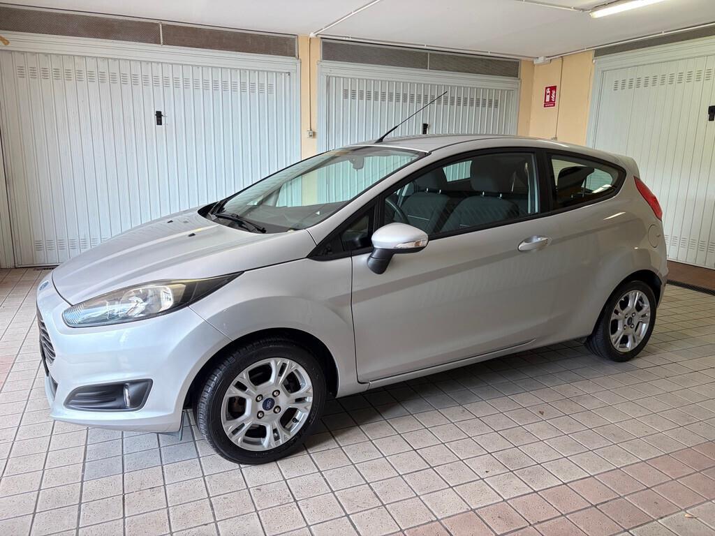 Ford Fiesta 1.5 TDCi 75CV 3 porte