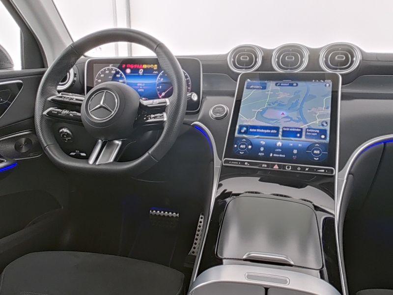 Mercedes-Benz 200 4matic Automatic AMG Line Advanced Plus