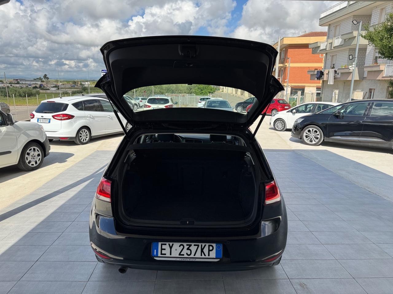Volkswagen Golf 1.6 TDI DSG 5p. Comfortline BMT AUTOMATICO