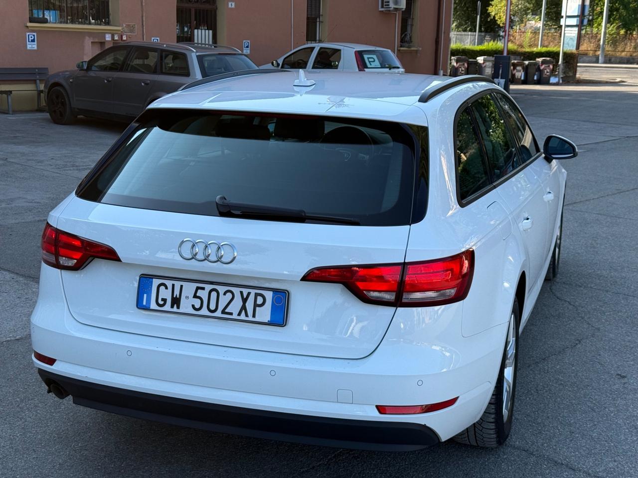 Audi A4 2.0 TDI 150 CV clean diesel quattro Advanced
